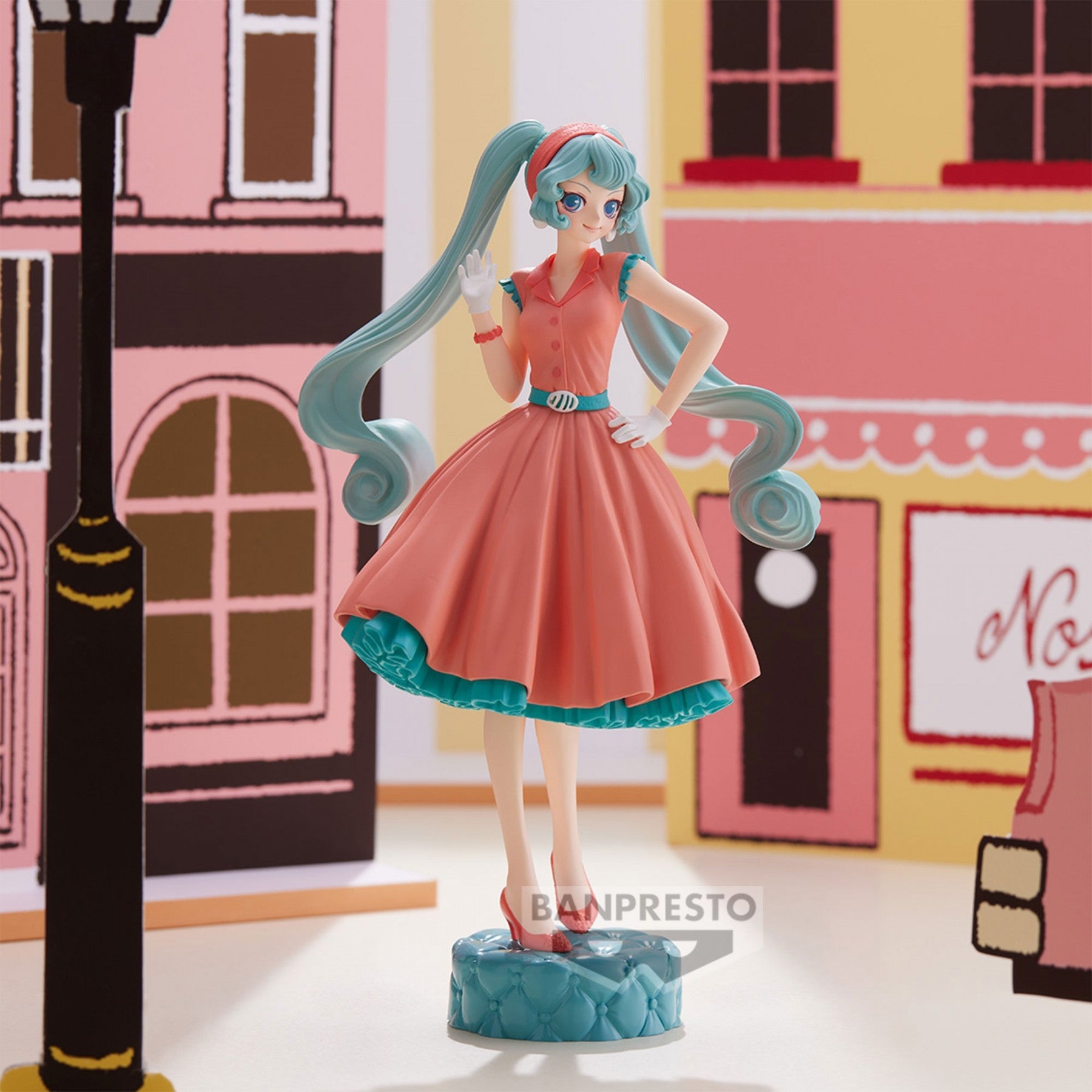 Banpresto Cranenking Figure - Hatsune Miku World Journey Vol.1