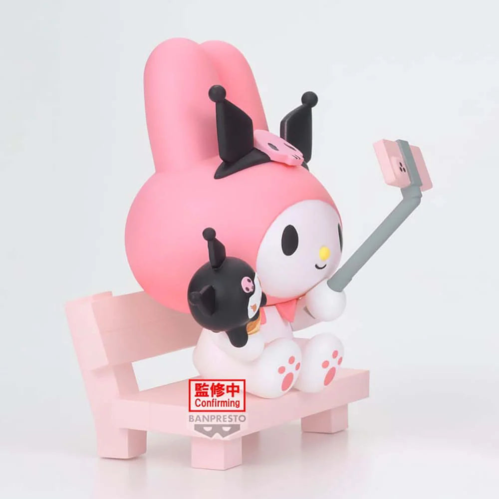 Sanrio characters Nakayoshi memories~My Melody & Kuromi~(A:My Melody) 10cm