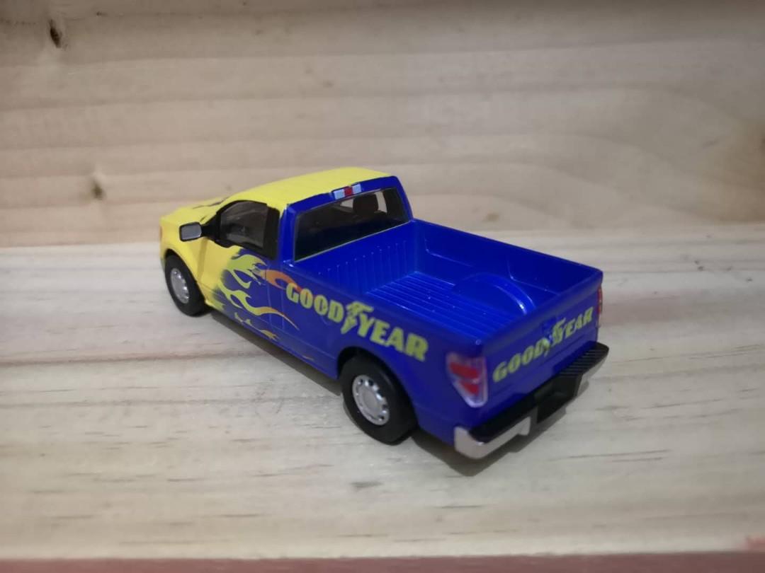 1/43 Ford F-150 Pickup Good Year Limited Edition Die Cast vehicle