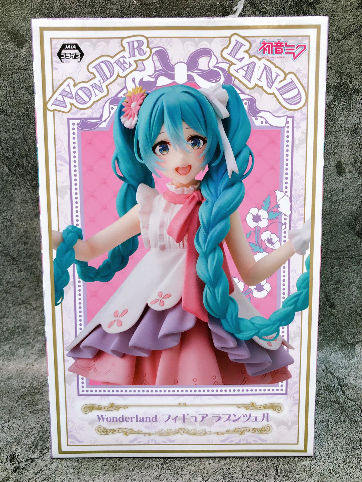 Taito Hatsune Miku Wonderland Figure Rapunzel 18cm