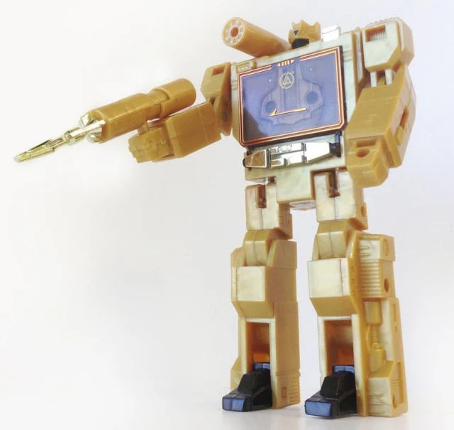 Soundwave Gold Version Linkin Park Edition | Transformers G1 Platinum Edition