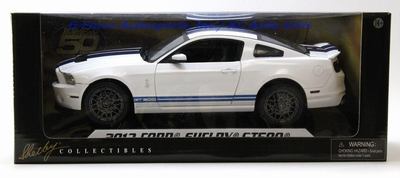 1/18 2013 ford shelby gt500 white blue stripe