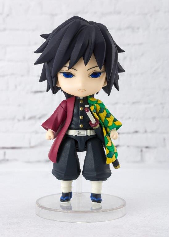 Demon Slayer: Kimetsu no Yaiba - Giyu Tomioka Figuarts Mini Figure