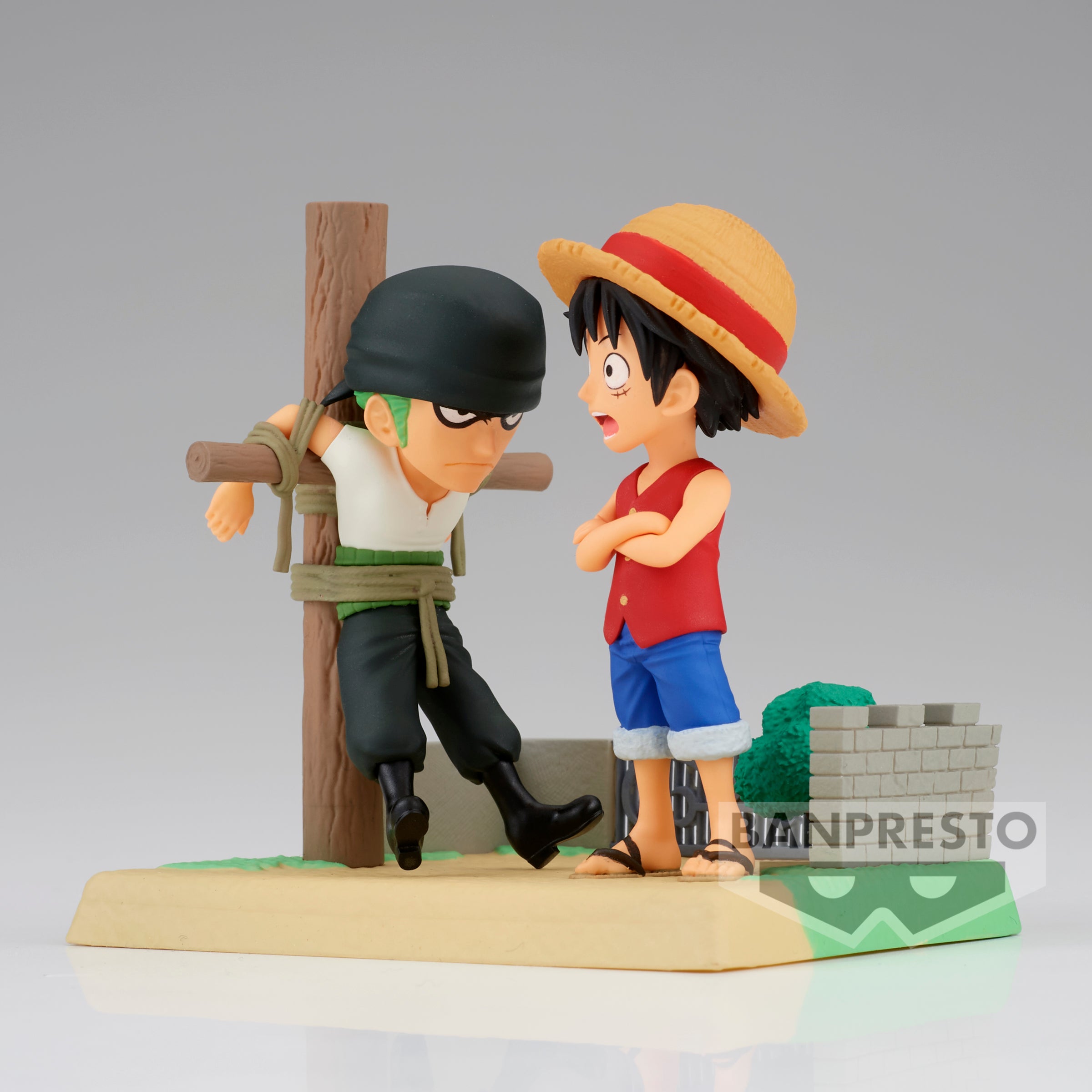 ONE PIECE WORLD COLLECTABLE FIGURE LOG STORIES -MONKEY.D.LUFFY&RORONOA ZORO-