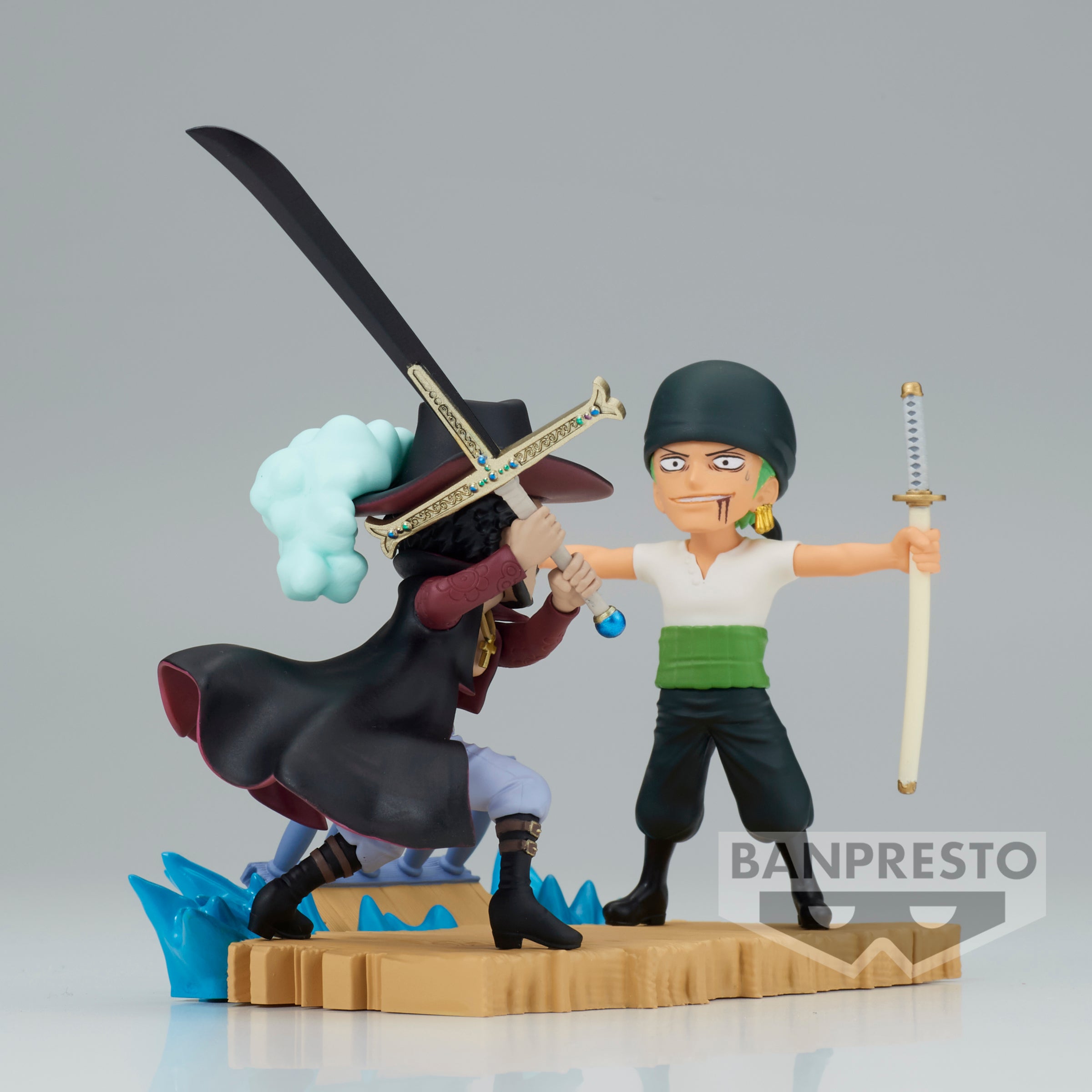 ONE PIECE WORLD COLLECTABLE FIGURE LOG STORIES-RORONOA ZORO VS DRACULE.MIHAWK-