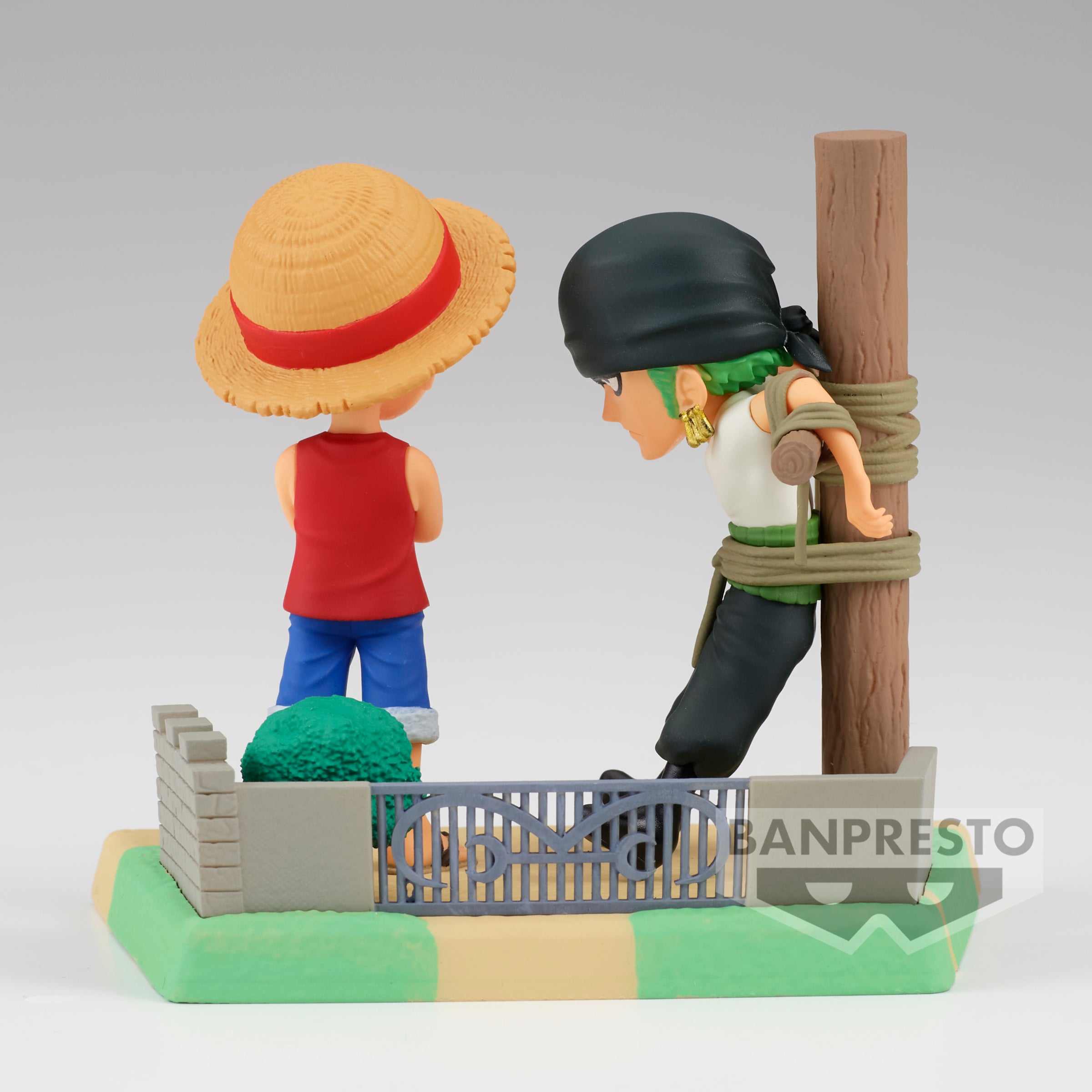 ONE PIECE WORLD COLLECTABLE FIGURE LOG STORIES -MONKEY.D.LUFFY&RORONOA ZORO-