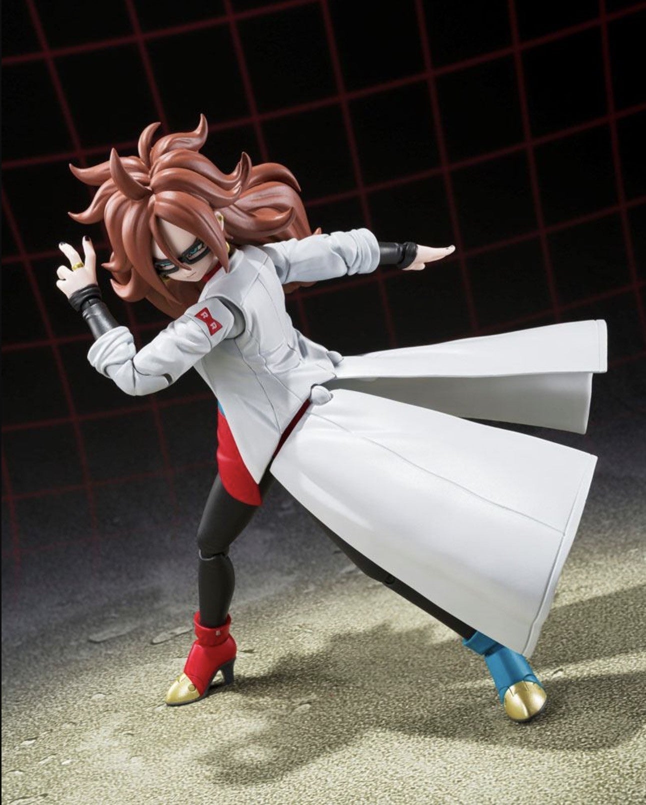 Dragon Ball FighterZ SHFiguarts Android 21 (Lab Coat)