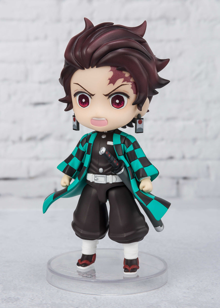 Demon Slayer Kimetsu no Yaiba: Tanjiro Kamado Water Breathing Figuarts Mini Figure