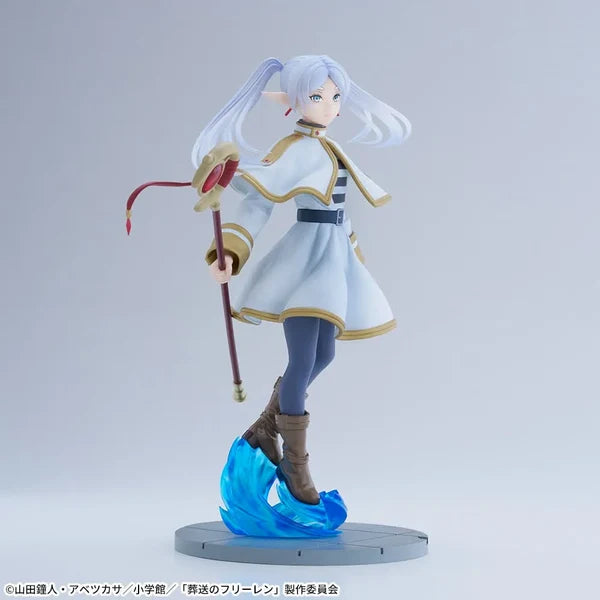 Sega Frieren : Beyond Journey's End Fuwapuchi - M Plush Frieren 19cm