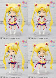 Bandai - Figuarts mini Eternal Sailor Moon - Cosmos edition
