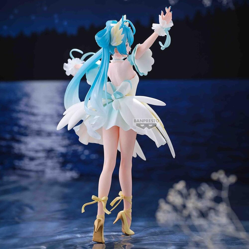 Hatsune Miku Swan Lake figure 21cm
