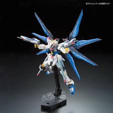 Bandai RG 14 RG Strike Freedom Gundam Z.A.F.T. Mobile Suit ZGMF-X20A 1/144 Scale Kit