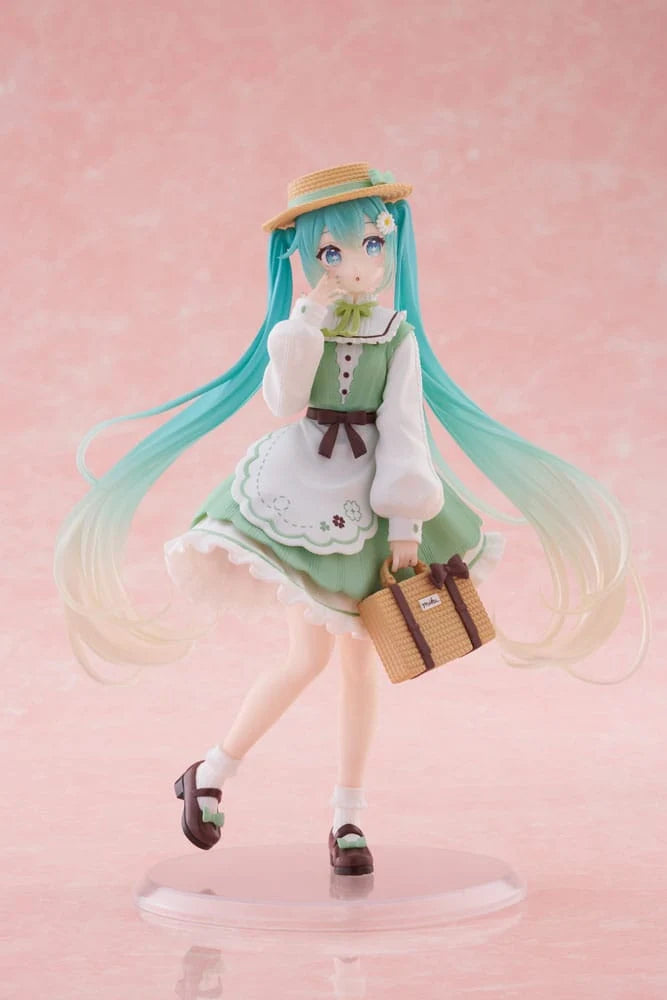 Taito Hatsune Miku Fashion Figure - Hatsune Miku Country 18cm