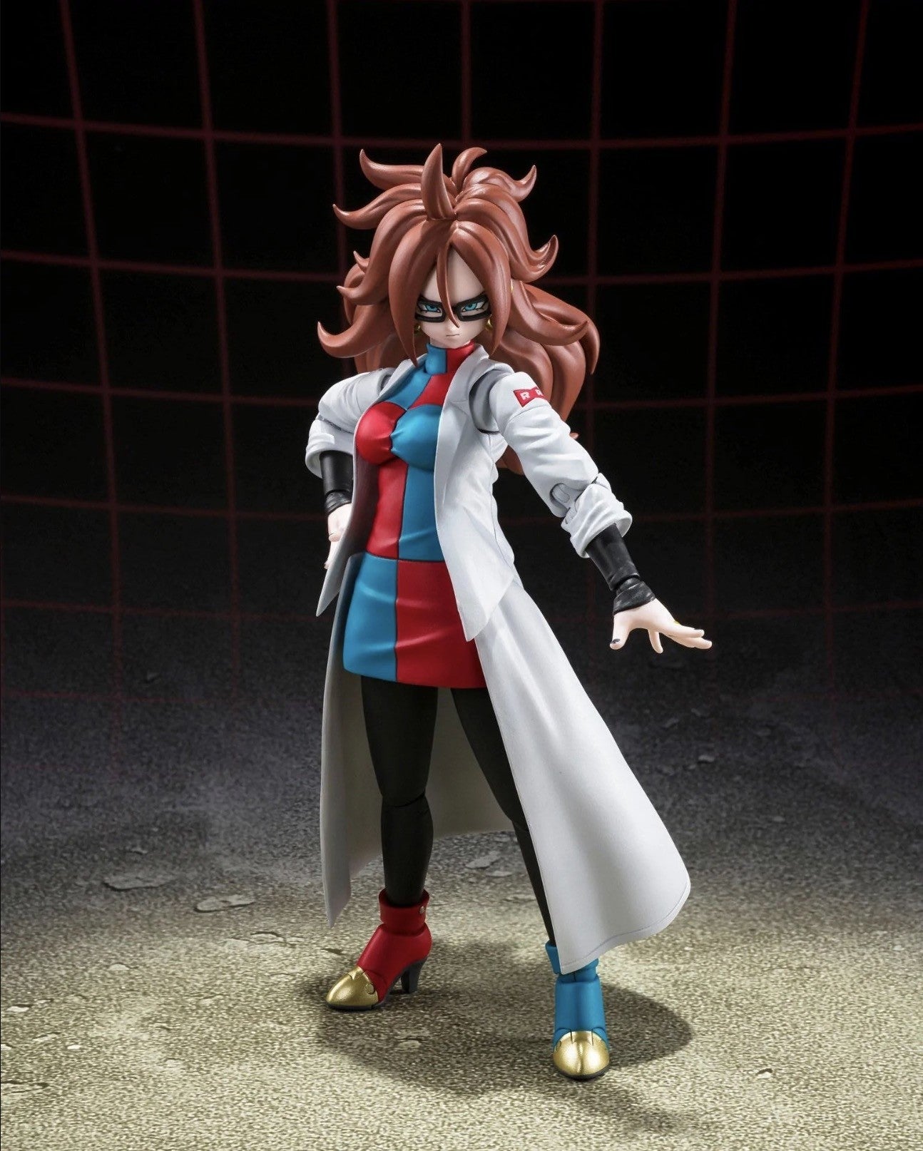 Dragon Ball FighterZ SHFiguarts Android 21 (Lab Coat)