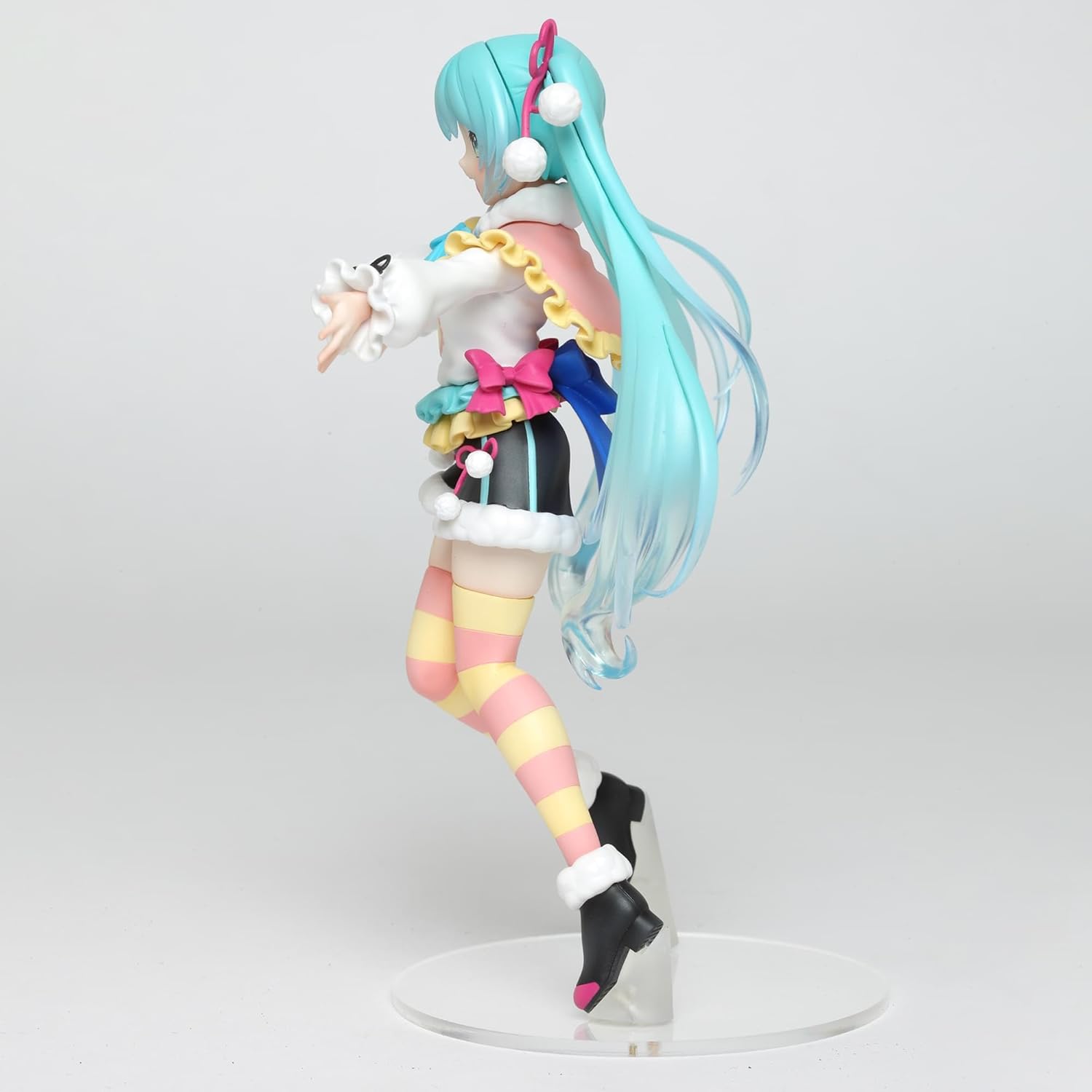 Taito Hatsune Miku Winter Image Ver. Figure 18cm
