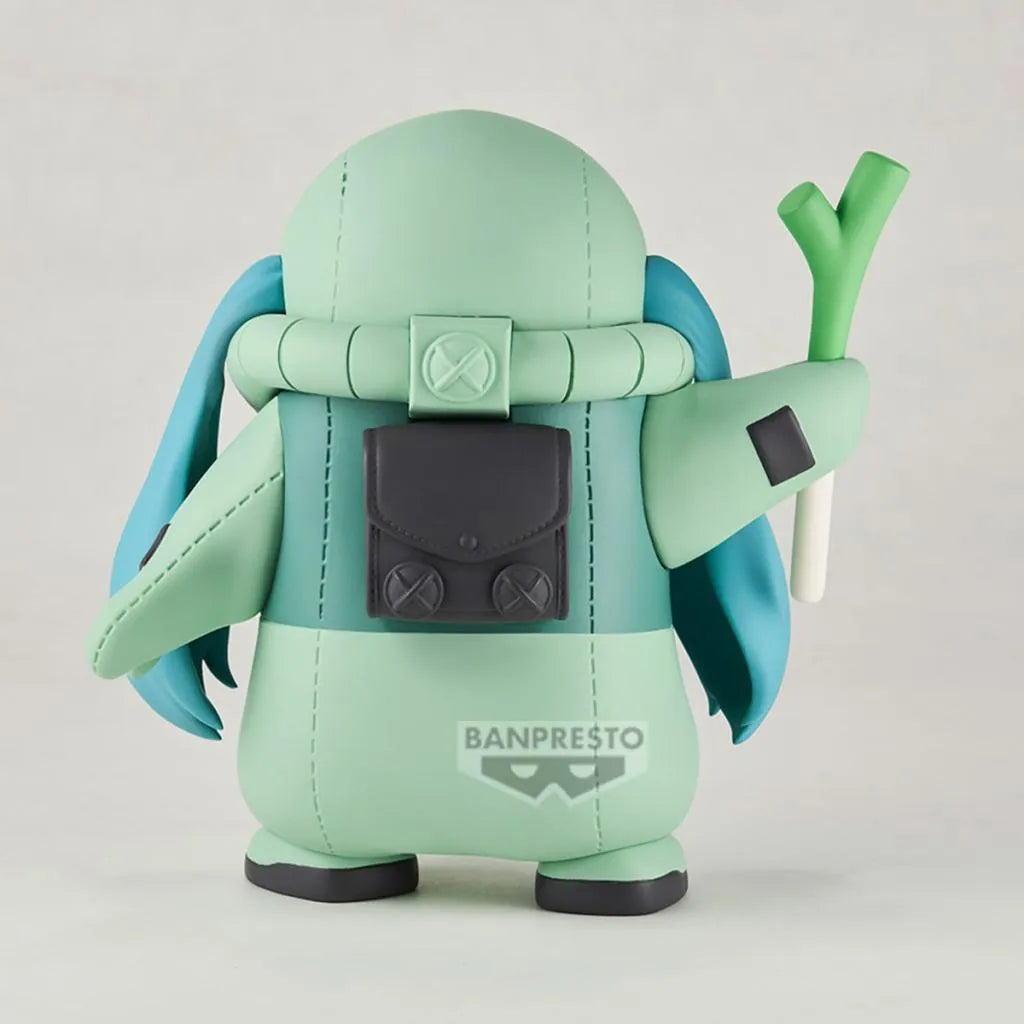 BANPRESTO Hatsune Miku Zaku Costume ver. Figure Gundam 45 Anniversary 15cm