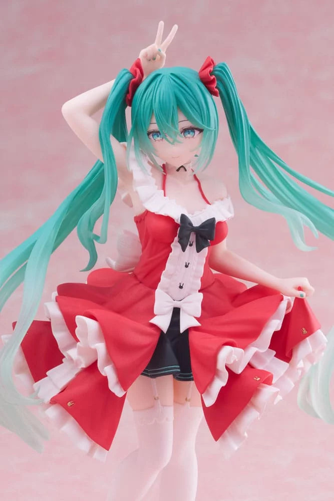 Taito Hatsune Miku Fashion Figure Lolita 18cm