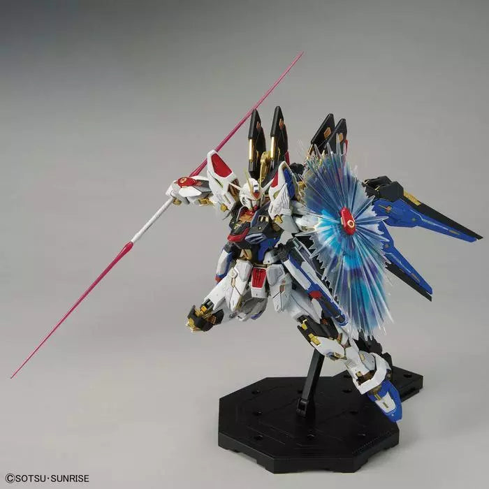 BANDAI HOBBY MGEX 1/100 STRIKE FREEDOM GUNDAM