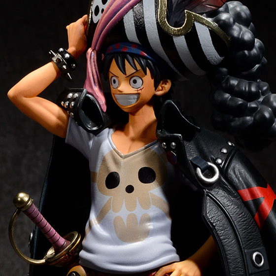 Banpresto The Grandline Series Premium Cranenking Figure - Monkey D. Luffy "One Piece"