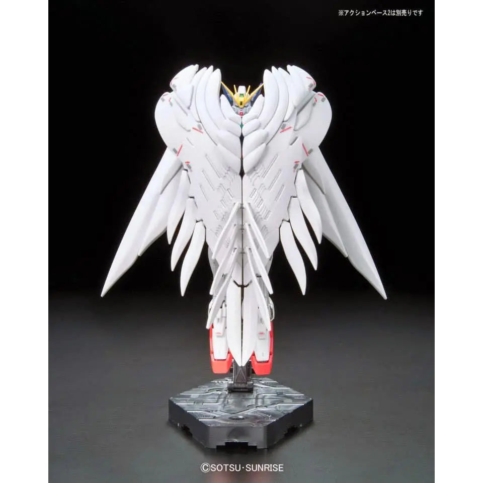 Bandai RG-17 Gundam Wing Gundam Zero EW 1/144