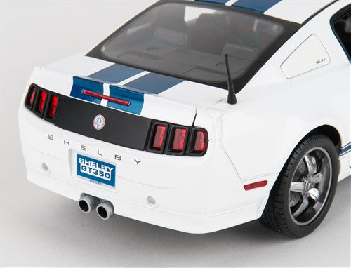 2011 Ford Shelby Mustang GT350 White 1/18 Diecast Model Car