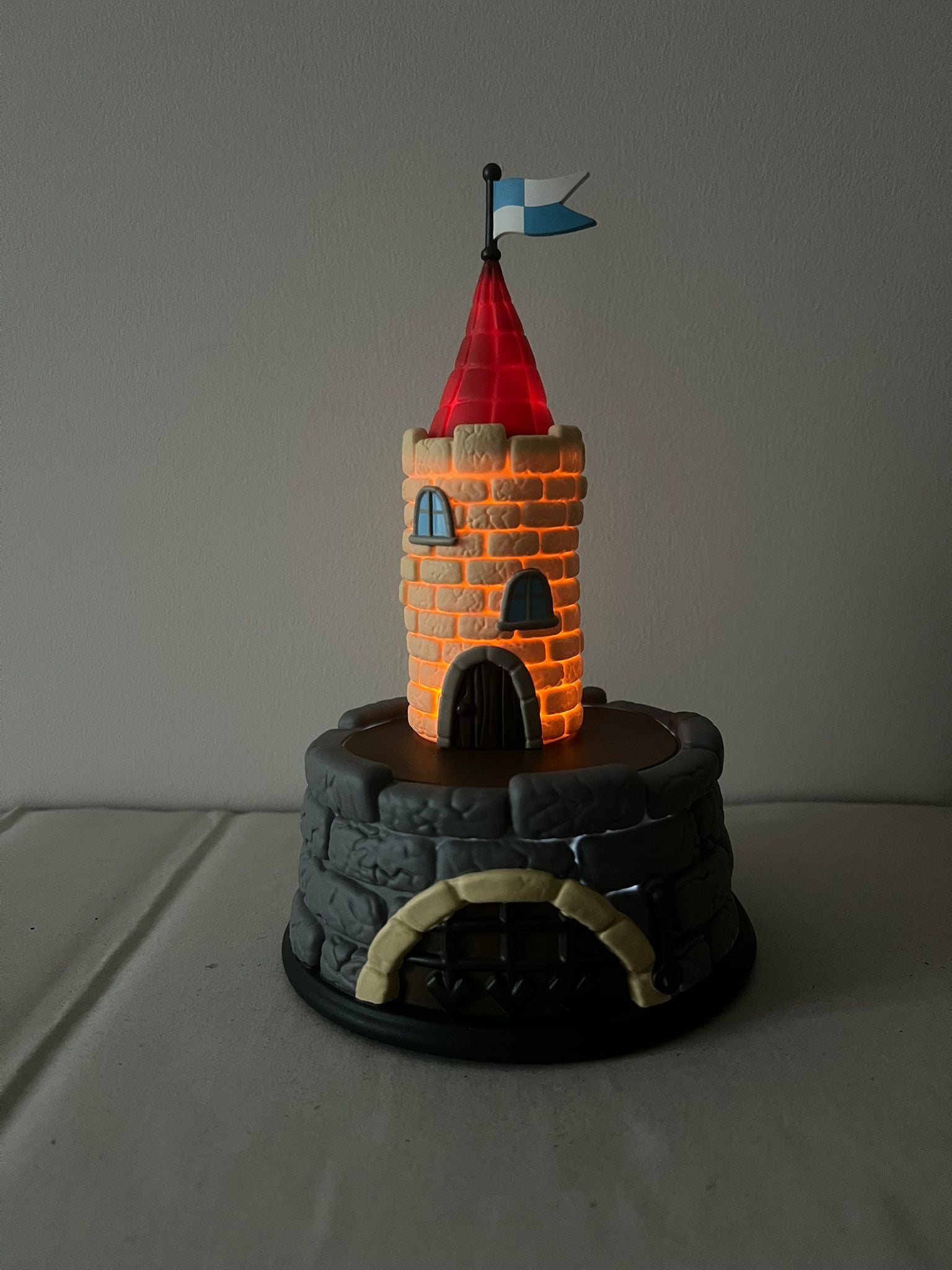 Ben and Holly's Little Kingdom, Castle Night Light