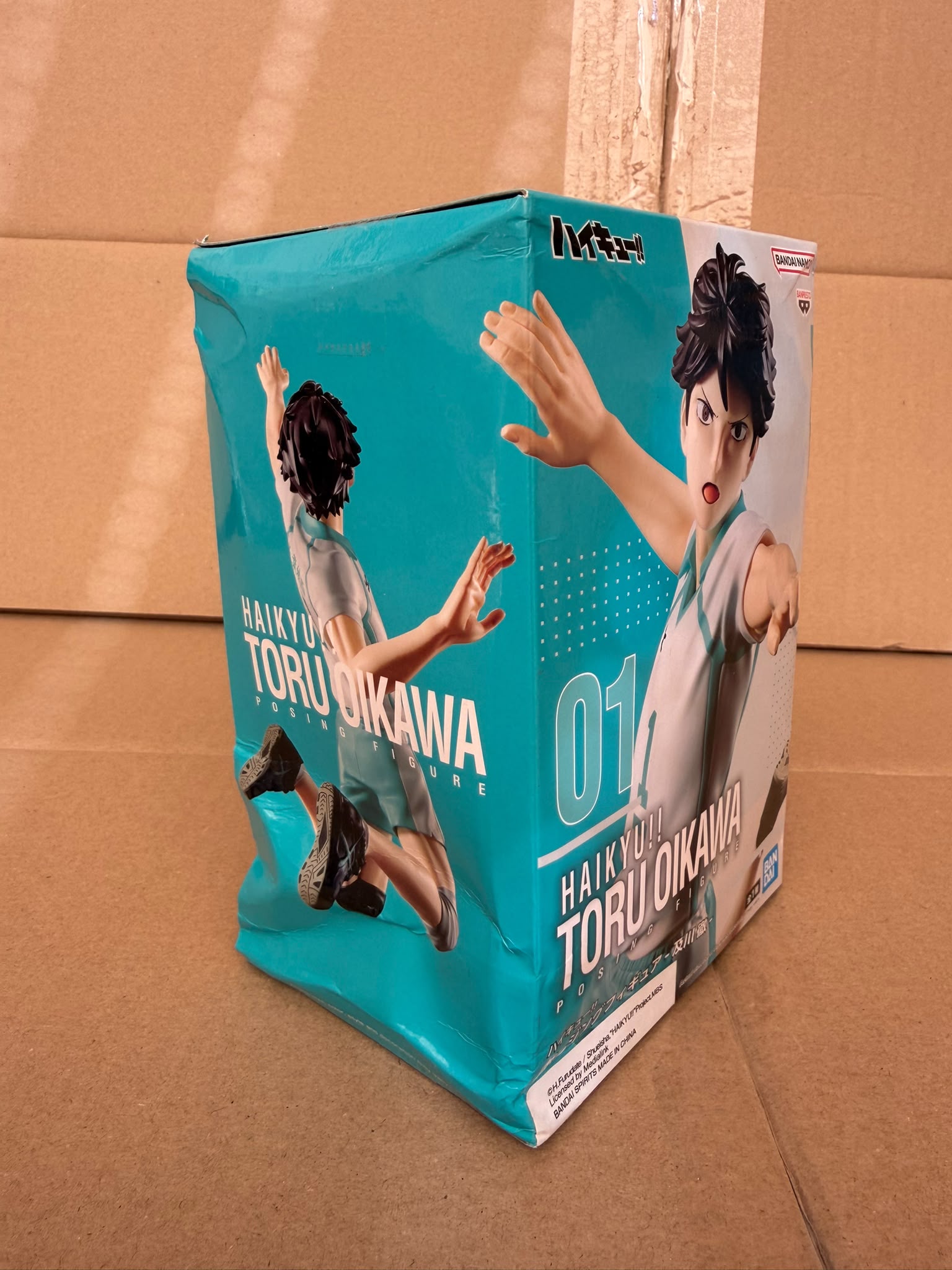 [Damaged Box] Haikyu!! Toru Oikawa Posing figure 15cm