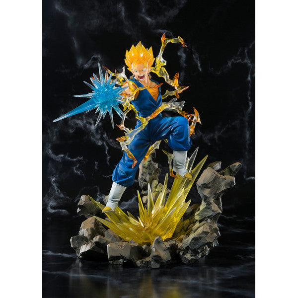 dragon ball z super saiyan vegetto figure bandai