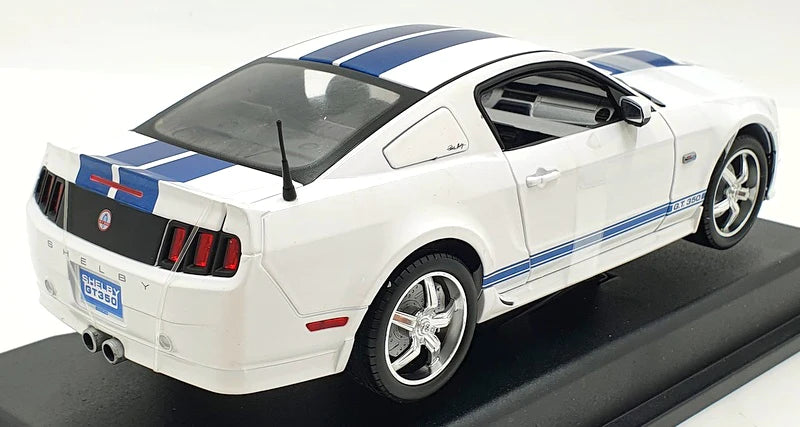 white ford shelby gt350 car model